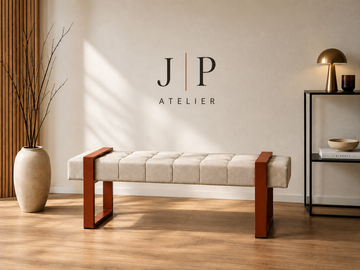 J&P Atelier unikatna klupica s policom za cipele